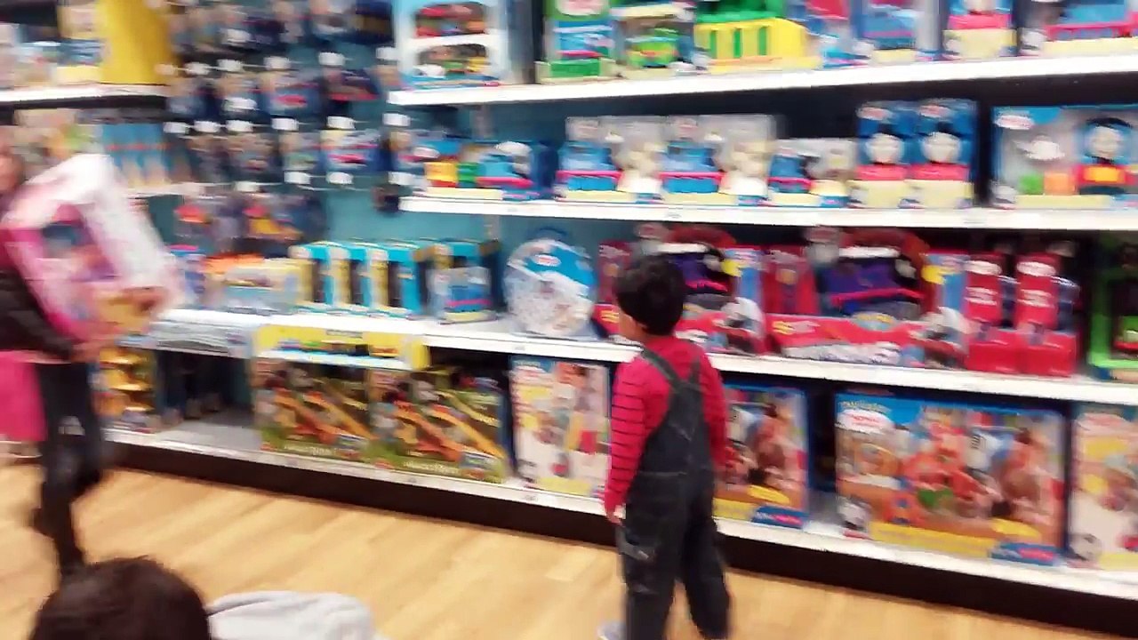 thomas and friends ...alex &ruben shopping toys rus