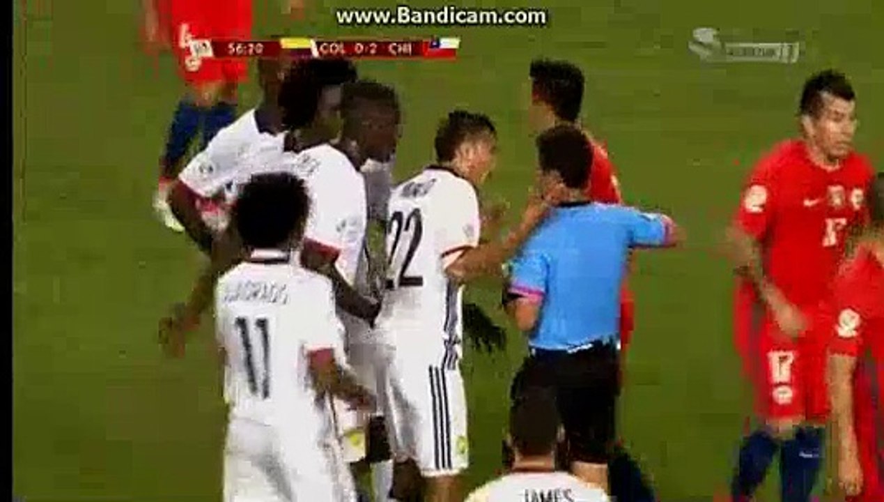 Carlos Sanchez Gets Red Card - Colombia 0-2 Chile