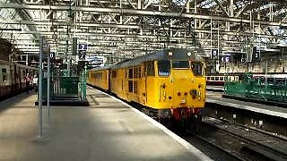 Network Rail 31285 & DBSO 9701 depart Glasgow Central (29/06/2009)