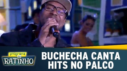 Buchecha canta hits no palco