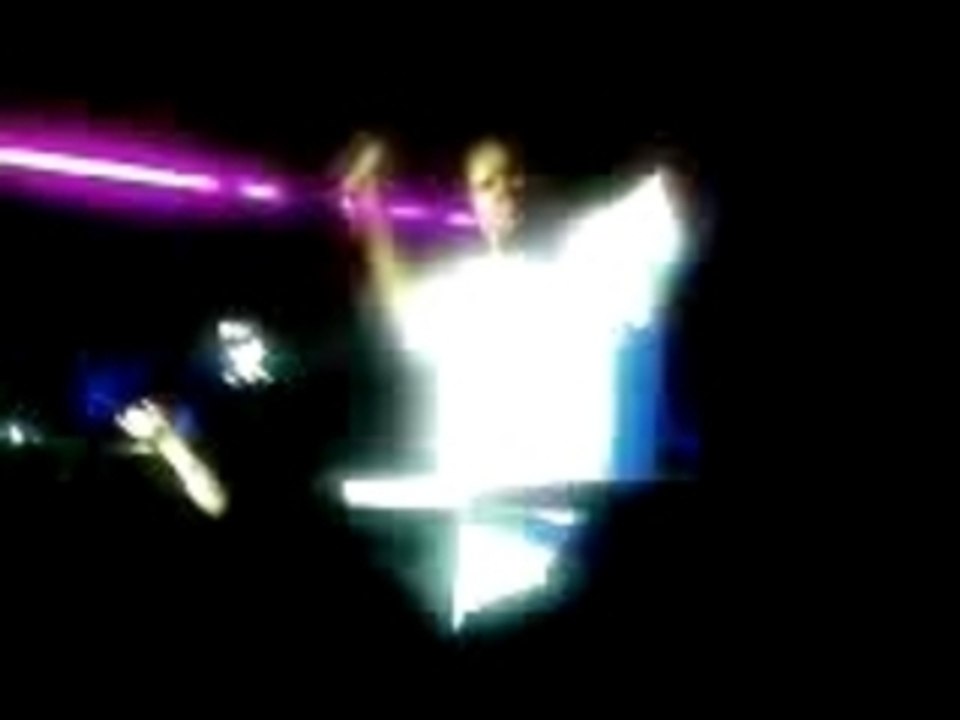 FaTmAn ScOoP LiVe In DaShAkE