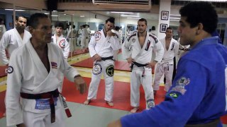 Relson Gracie teaching in Rio