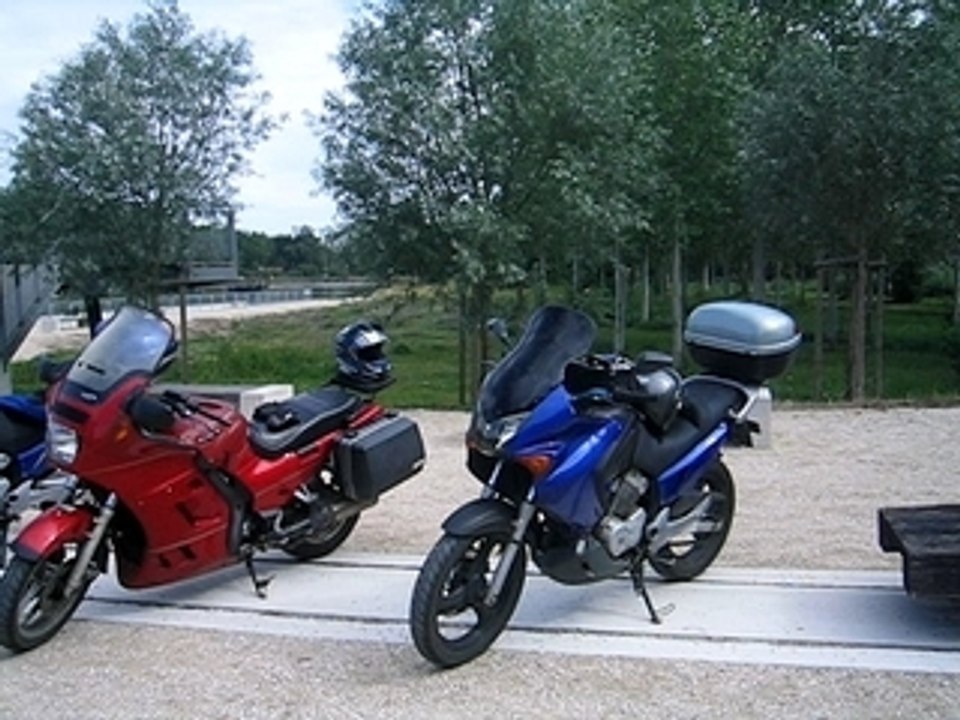 FONTAINE-FOURCHES 2007 020