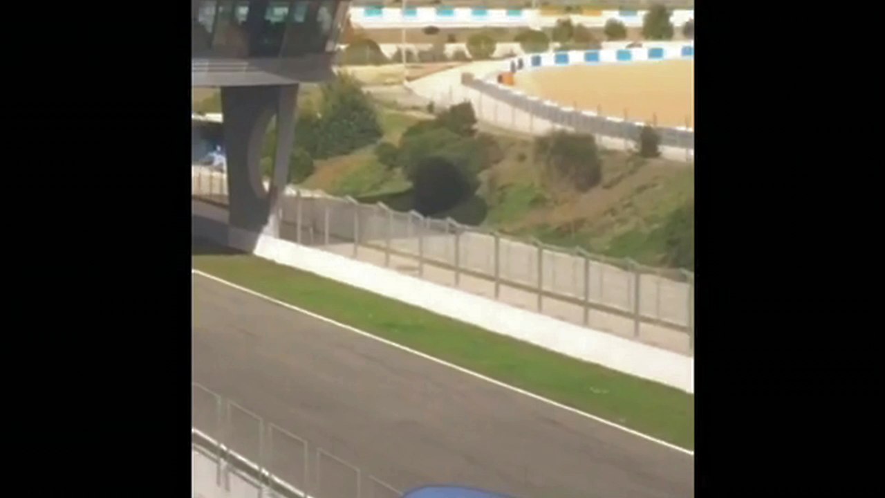 CRASH HONDA CBR 600RR JEREZ (CAUGHT ON BOARD BY MYSELF)