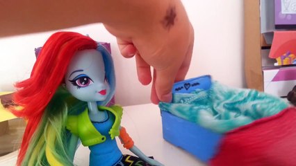 MLPS: Ponylere ve Minişlere yaptığım eşyalar