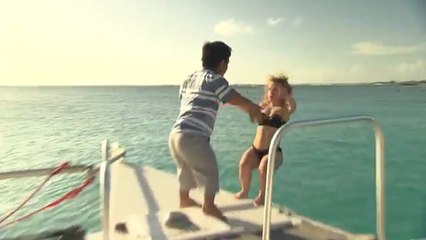 Le bruit d'une naine qui tombe dans l'eau !