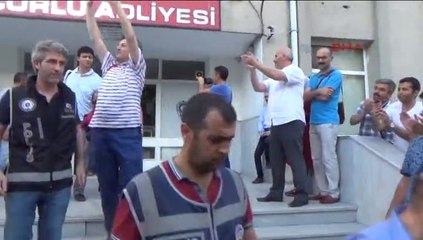 ASKERE GİDER GİBİ. . .