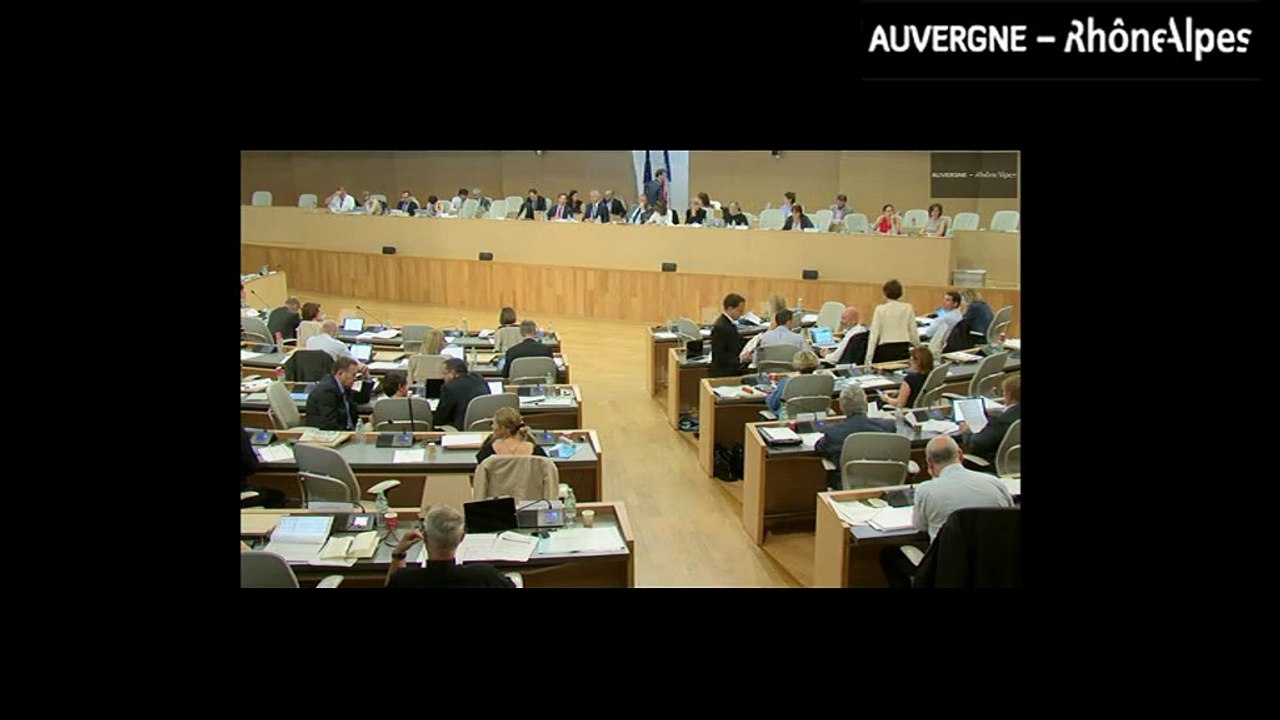 AP 23 juin 2016 ● Présentation de la V.-P. Béatrice BERTHOUX du rapport sur les bourses au mérite
