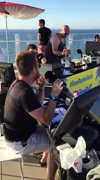 Bruno Dans La Radio à Ibiza - Lucas a accepté de se mettre en couple avec Margaux grâce à Elliot