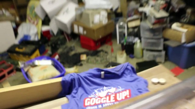 Canon à pommes de terres géant et transparent