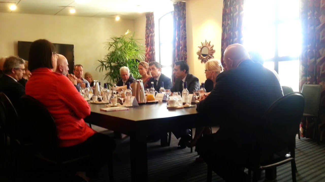 Nicolas Sarkozy a rencontré des acteurs économiques du bassin d'Arcachon