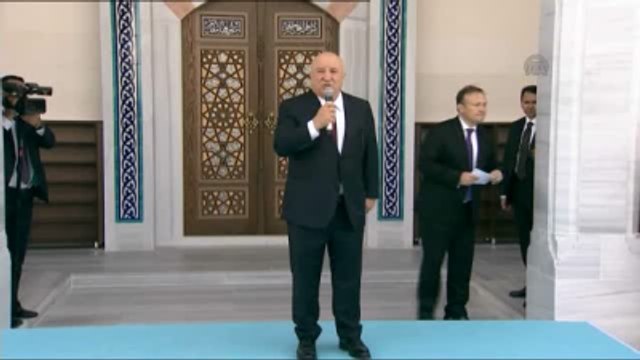Erdoğan, Esenboğa Havalimanı Camisi'nin İbadete Açılış Törenine Katıldı (2)