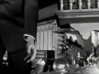 Citizen Kane: Room Fixing Scene
