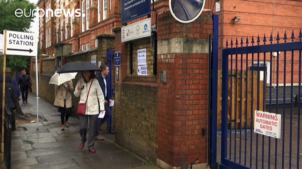 Brexit - stimmabgabe in vollem gange