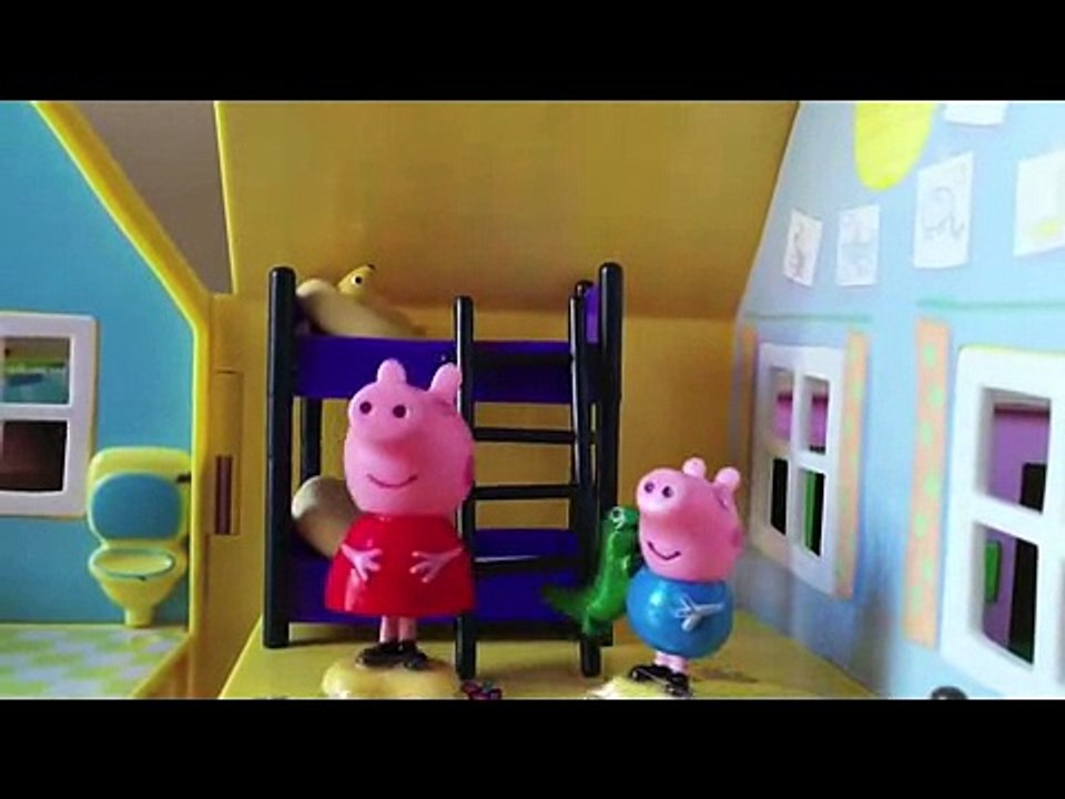 Peppa y George Cazan una Libélula   Juguetes de Peppa Pig