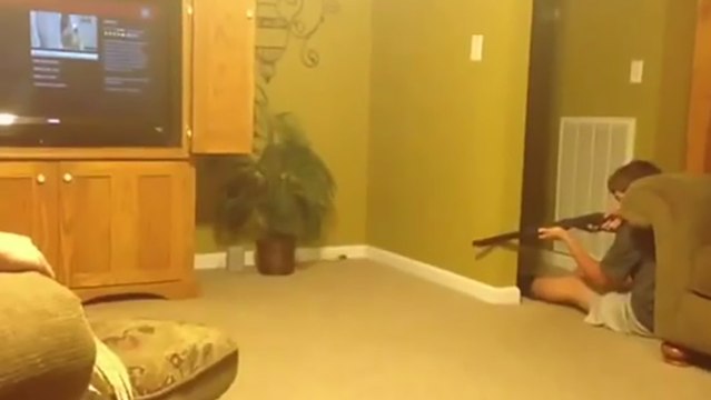 Le jeune chasseur et la souris !