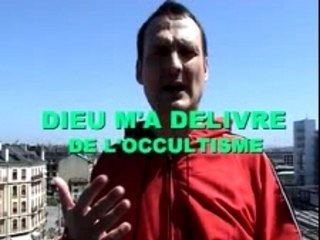 DIEU M'A DELIVRE DE L'OCCULTISME ; LE LIVRE