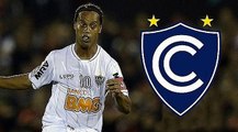 Ronaldinho llega hoy a Perú para ponerse la camiseta de Cienciano