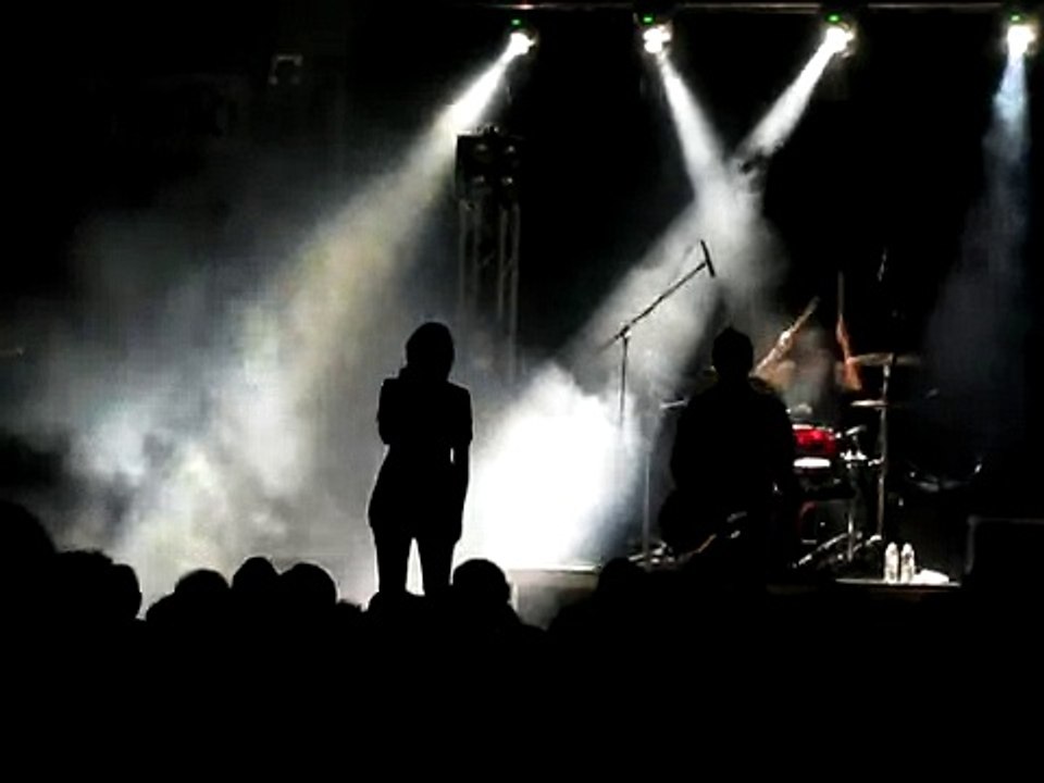 Fireflight - "Unbreakable" - Jesus Shack 4-15-11