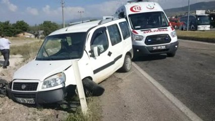 Sivas Hafif Ticari Araç Tır ile Çarpıştı 4 Yaralı