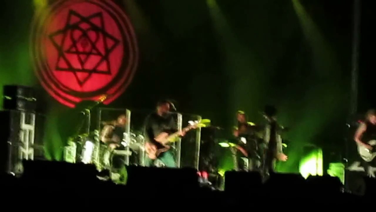 Right Here In My Arms - 95.1 WIIL ROCK FEST - WISCONSIN - August 24, 2013 HIM