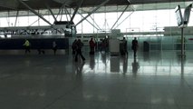 London Stansted Airport - waiting for baggage reclaim (2/2)
