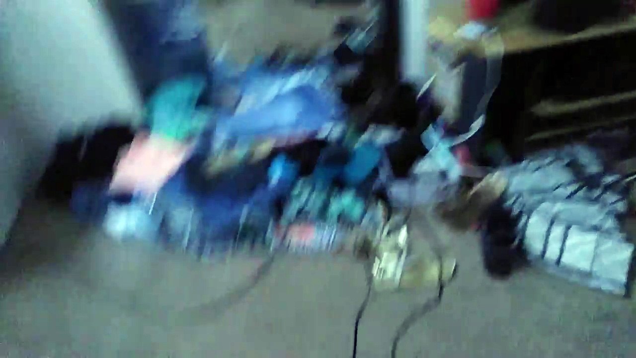 Psycho Kid Rips Painting