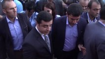 Hdp Eş Genel Başkanı Demirtaş: 'Çocuğunun Üniformasına Göre Sevgi ve Acı Değişmez'