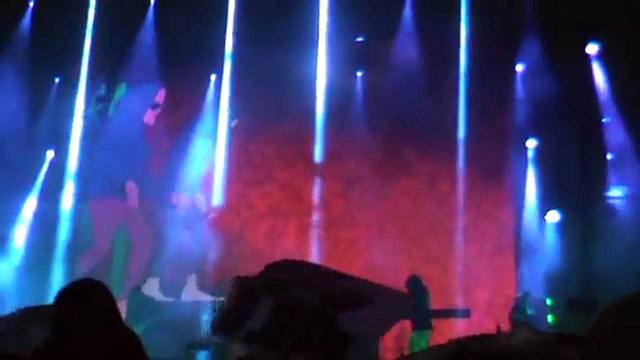 la 25 en tecnopolis "cruz de sal"