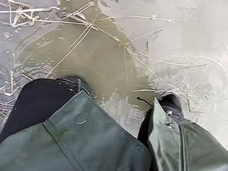 Slow motion welly-wading fun! #2