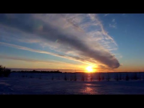 Stunning Timelapse Shows Sun Setting in Winnipeg