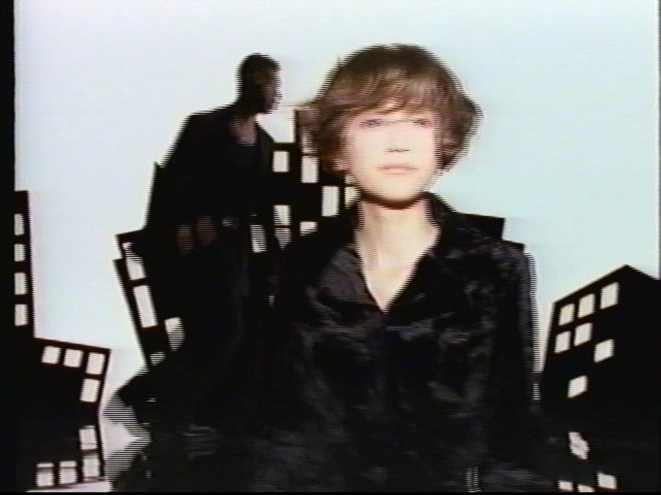鈴木蘭々「kiss」