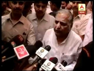 Mulayam Singh Yadav left for Agra