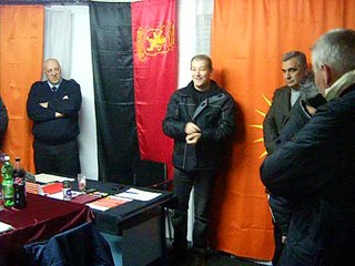 Градоначалникот Ратко Димитровски со МК - 19