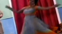(ZinkHD.CoM)_Latest-Hot-Pakistani-Mujra-Dance-Performance-in-Rain-Hindi-Mujra-Dance-2015