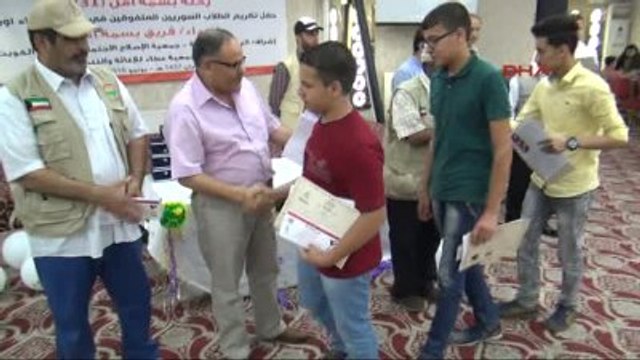 Şanlıurfa Suriyeli 250 Yetim Çocuğa Para ve Kıyafet Yardımı