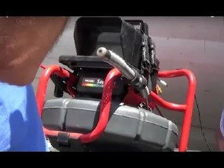 Aversa (CE) - Emergenza acqua: in azione sonda con telecamera per individuare perdita (23.06.16)