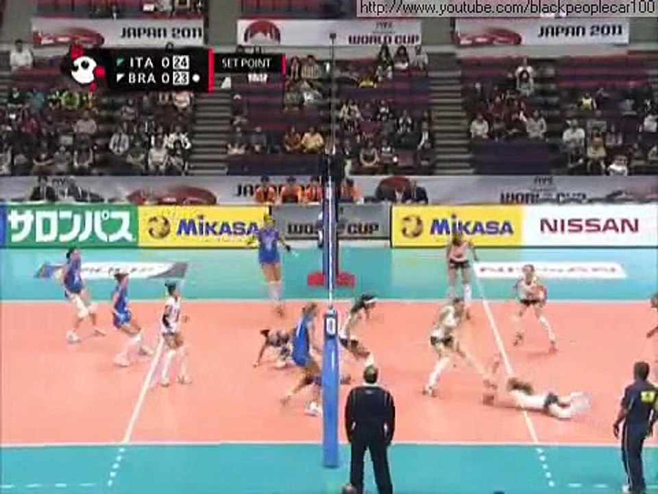 Copa do Mundo de Vôlei Feminino 2011, no Japão - Itália 3 x 0 Brasil