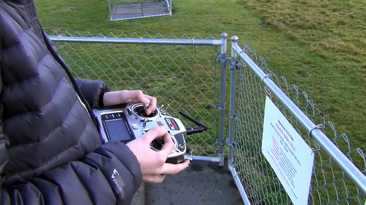 R/C B-25 Mitchell Foamy Scratch Build Flight