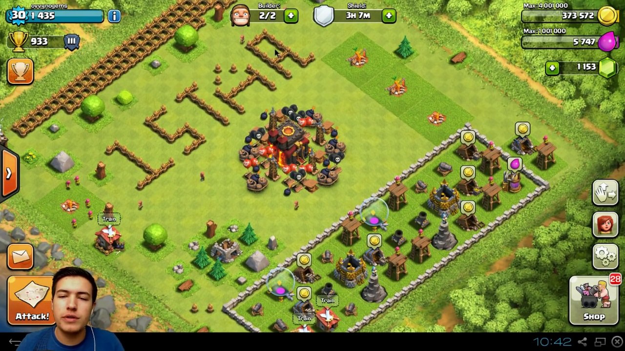 Clash Of Clans    TROLLING LOW LEVELS    Epic TH10 Troll Base In Clash Of Clans!