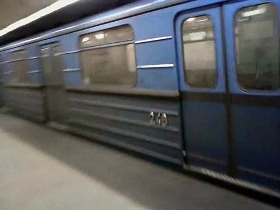 [HQ] Amikor nem áll meg a metró 2012.12.29 21:53