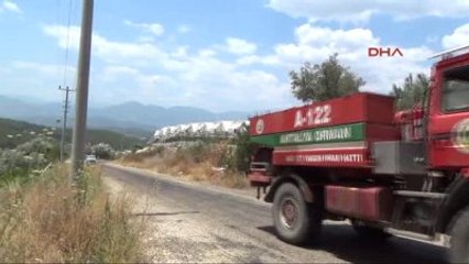 Kumluca'da Yerleşim Yerleri İçinde Yangın