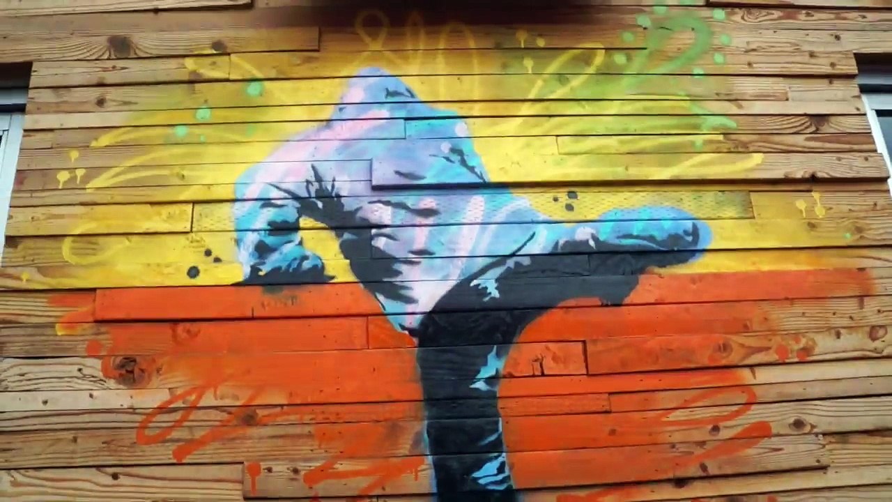 TOUR OF LAPD & SET OF PULP FICTION.