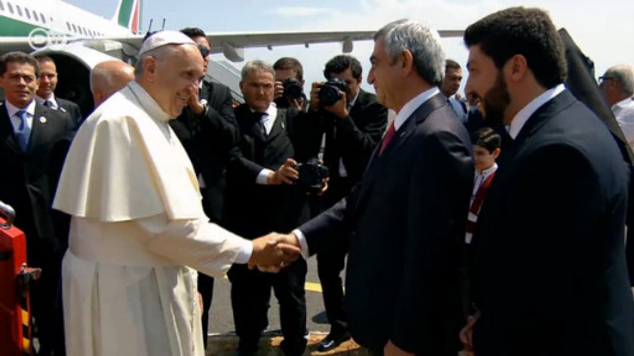 Papa Ermenistan’da