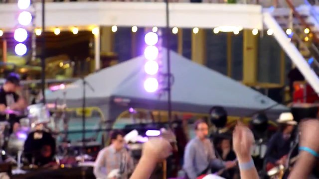 Weezer - Beverly Hills [Weezer Cruise 19 Jan 2012]