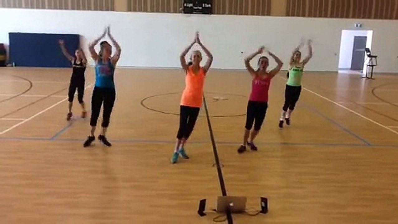 9PASS AEROBIC DANCE