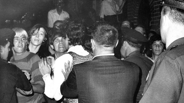 President Obama names the Stonewall Inn a national monument