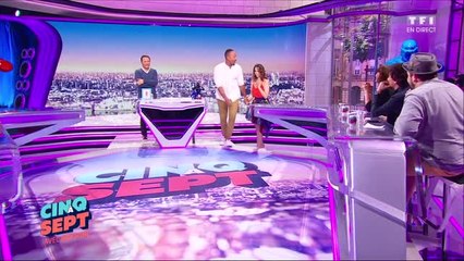 Jean-Luc demande Charlotte Namura en mariage en direct dans 5 à 7.mp4