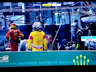 GP2 Series Azerbaidzhan Sunday race - Restart chaos