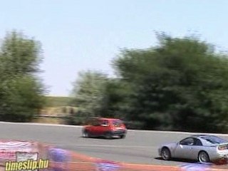 Download Video: super 5 Gt turbo vs. nissan 300ZX twinturbo